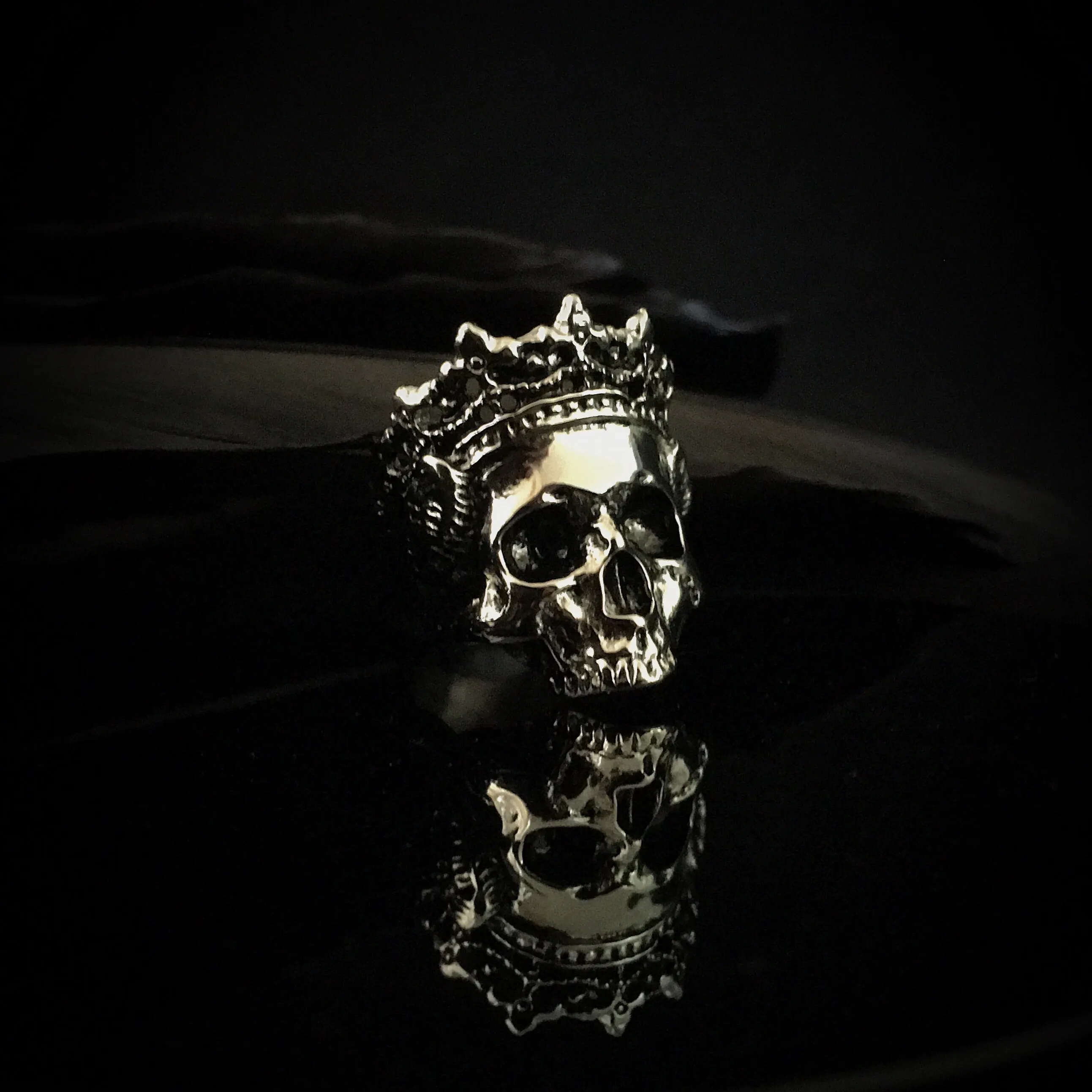 Dead Queen Steel Ring