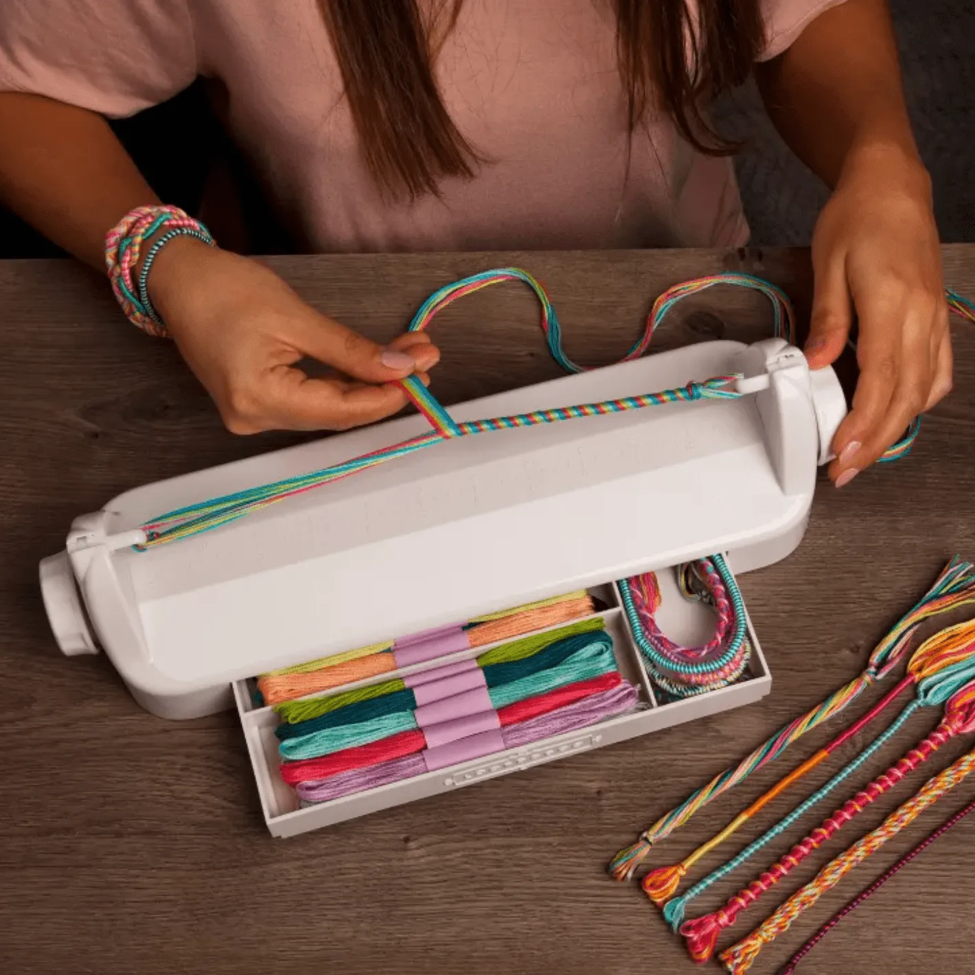 Loopdedoo Friendship Bracelet Maker