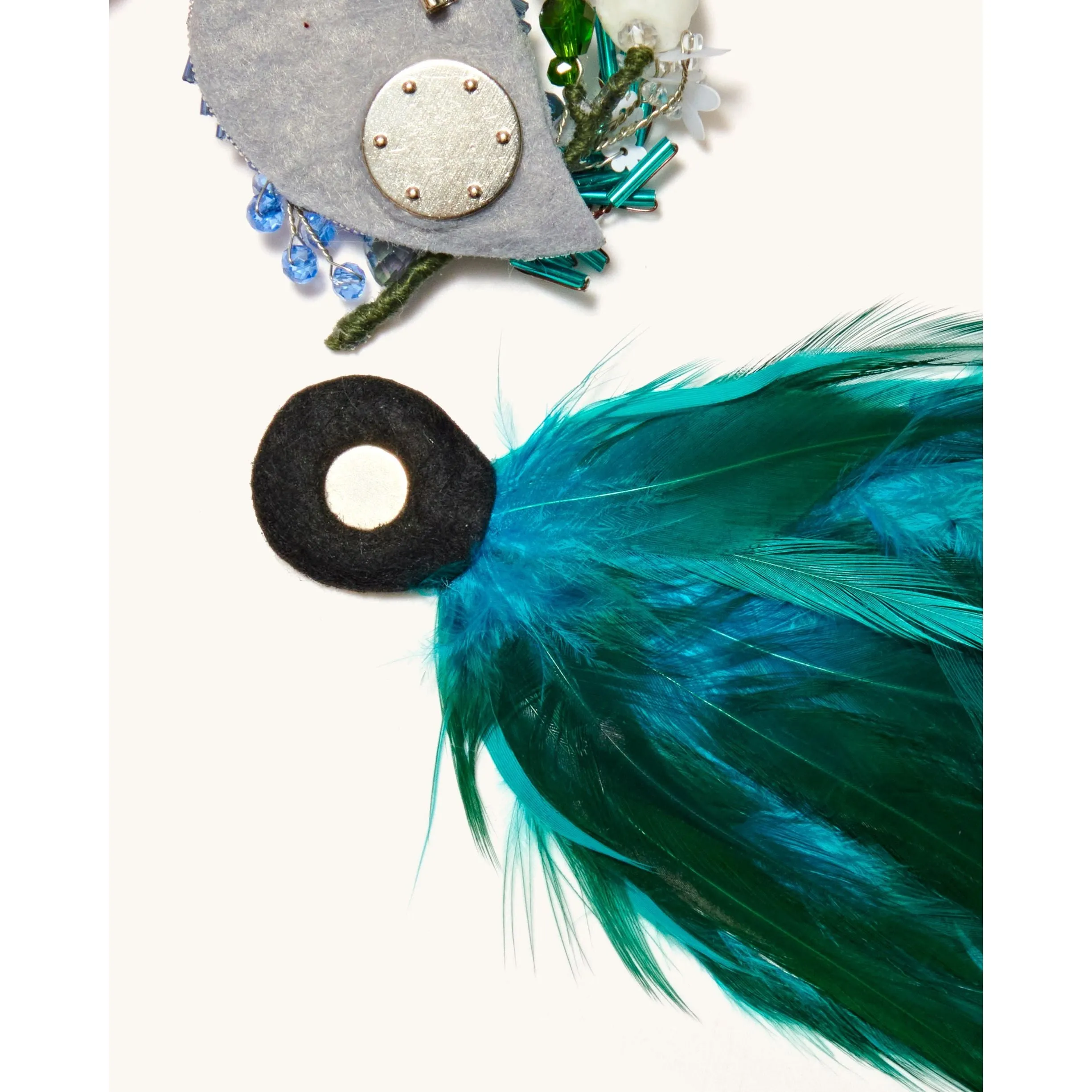 Peacock Brooch White