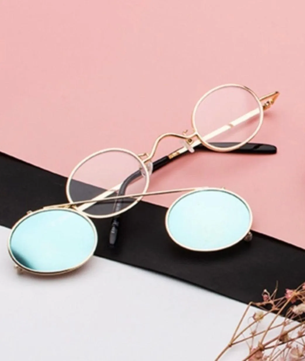 Stylish Blue Mirror Clip-On Sunglasses