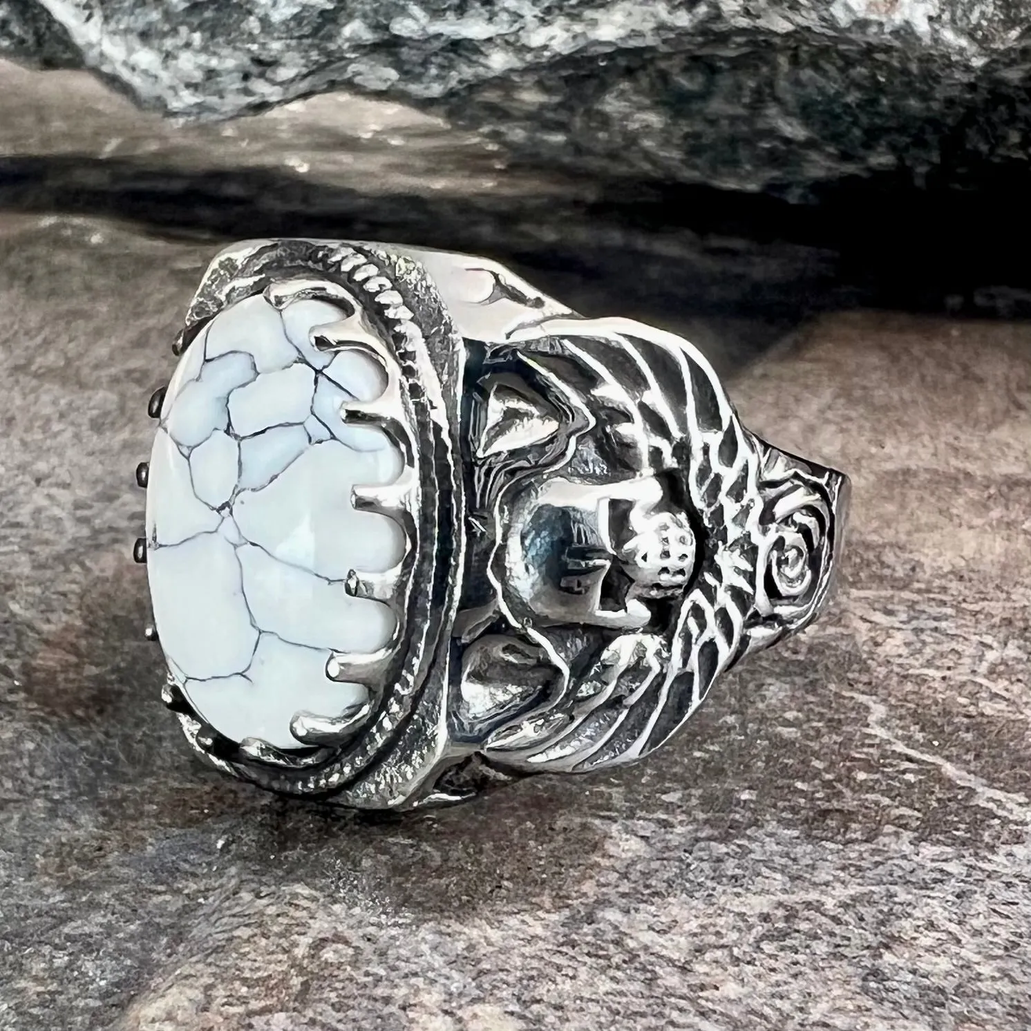 White Stone - Skull & Angel Wings - R137